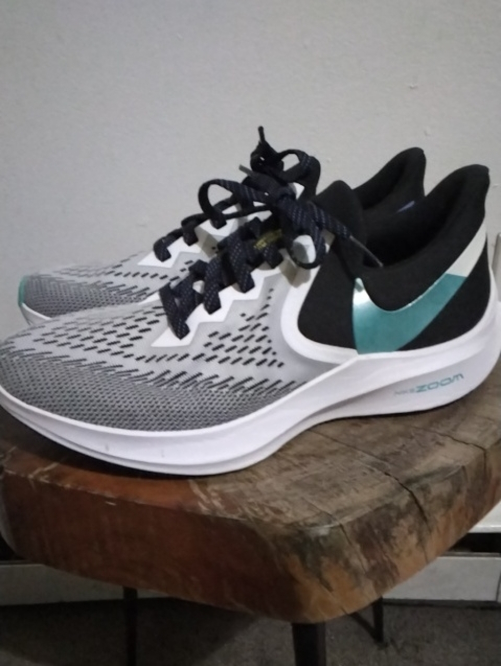 Nike Zoom Air Grey and Teal Running Shoes Women's Sz 8.5